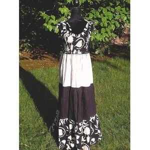 100% Cotton Maxi Dress Size (S) - Summer Tiered Smocked Bow Tie‎ Black & Cream
